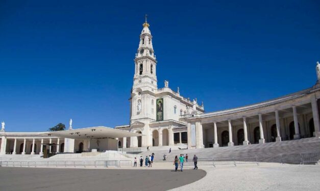 Conheça a história do Santuário de Fátima em Portugal