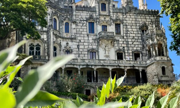Quinta da Regaleira: Tradição e Misticismo em Sintra